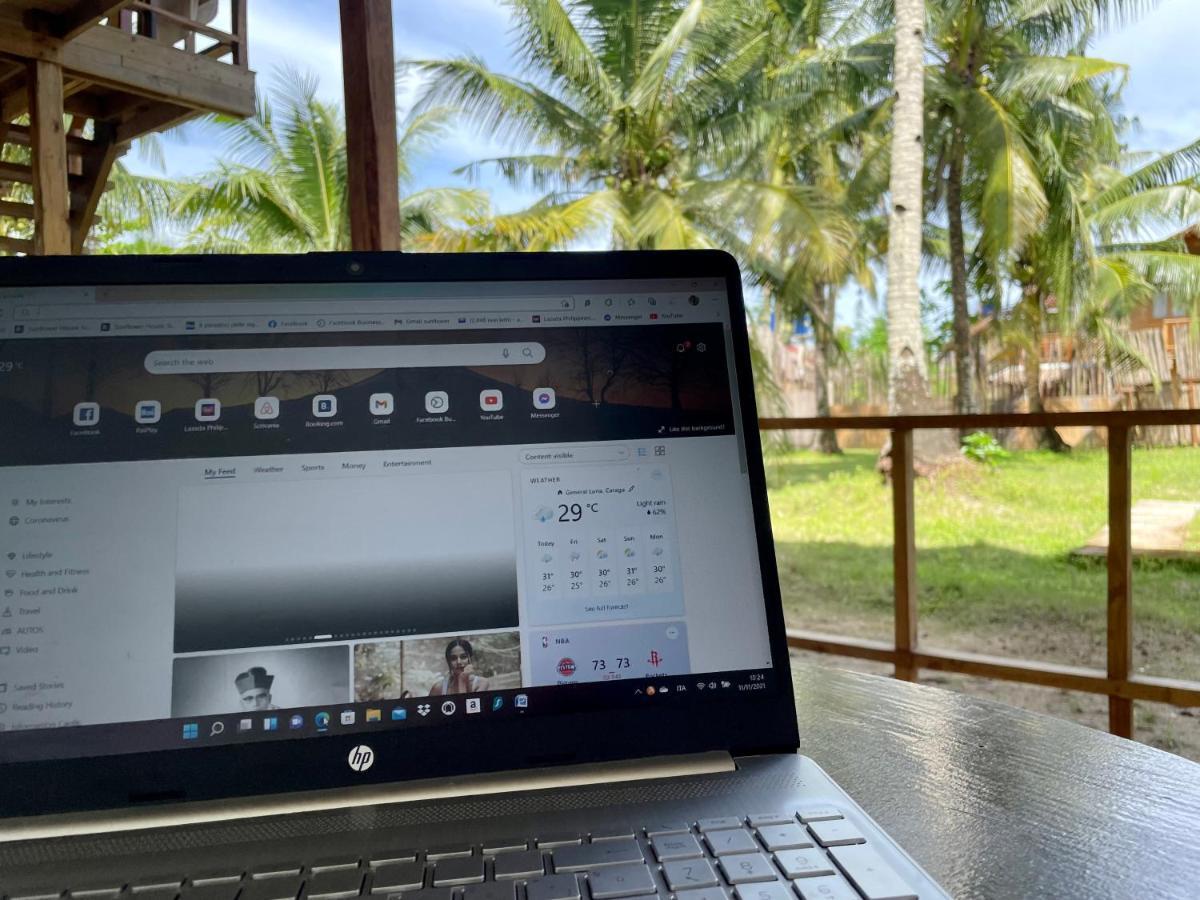Siargao Sunflower Suites General Luna  Dış mekan fotoğraf