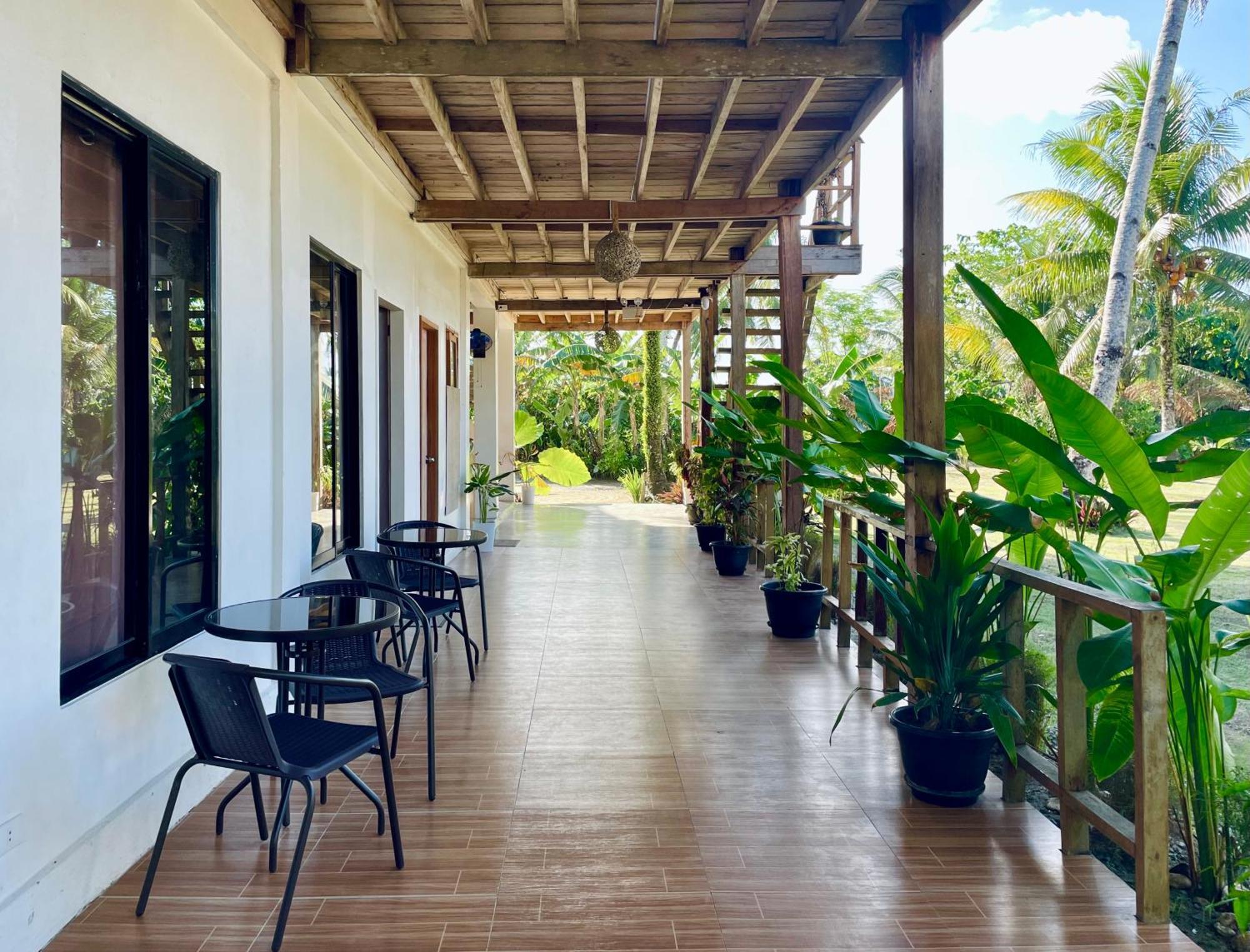 Siargao Sunflower Suites General Luna  Dış mekan fotoğraf