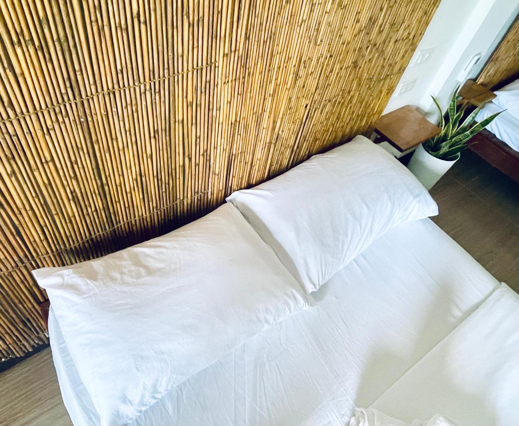 Siargao Sunflower Suites General Luna  Dış mekan fotoğraf