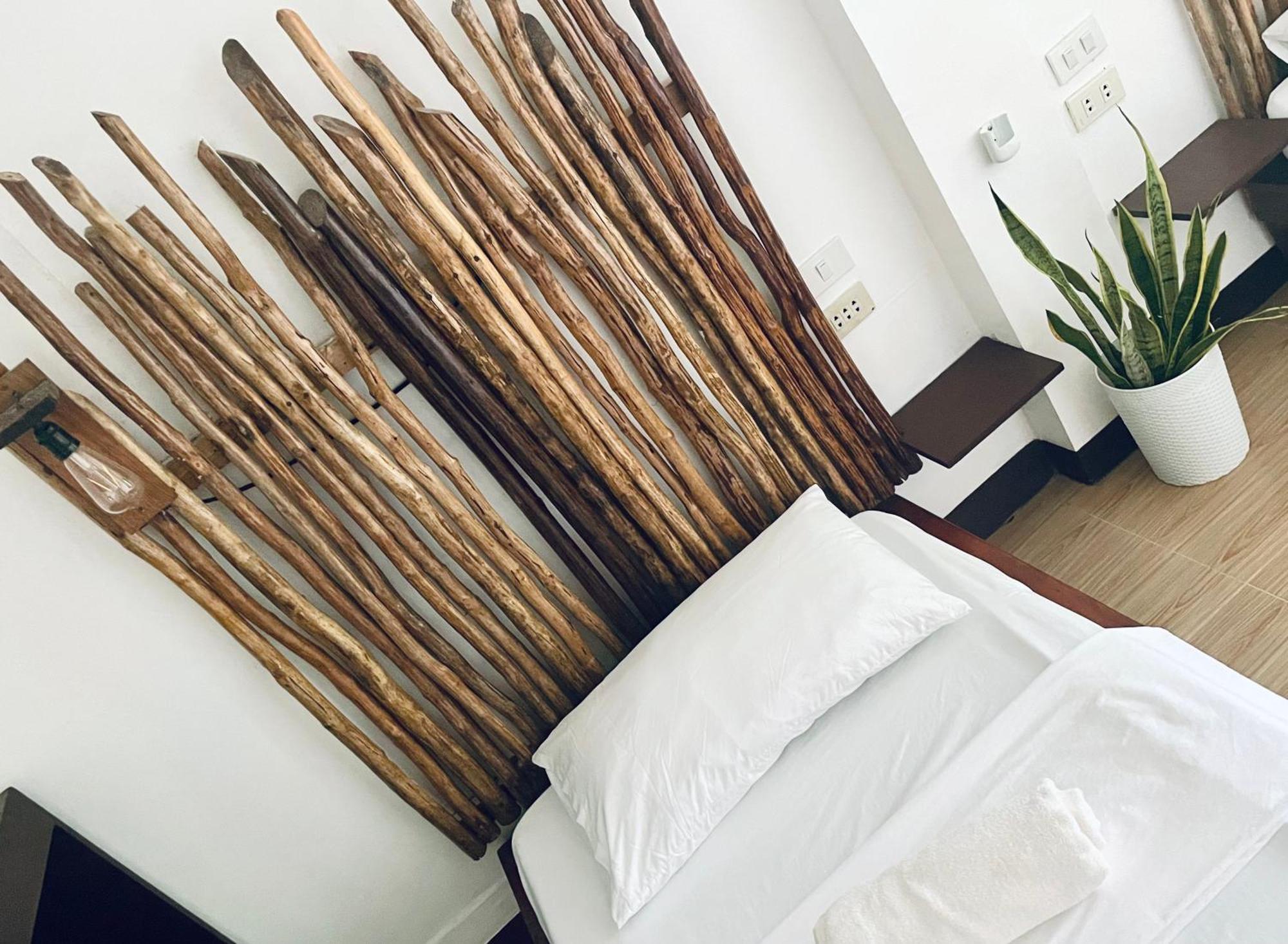 Siargao Sunflower Suites General Luna  Dış mekan fotoğraf