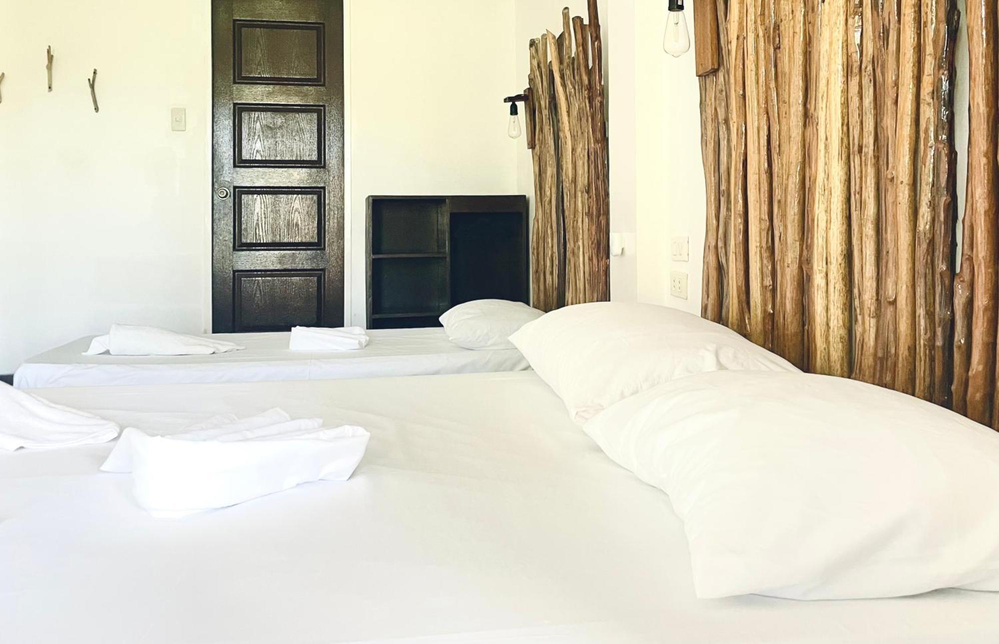 Siargao Sunflower Suites General Luna  Dış mekan fotoğraf