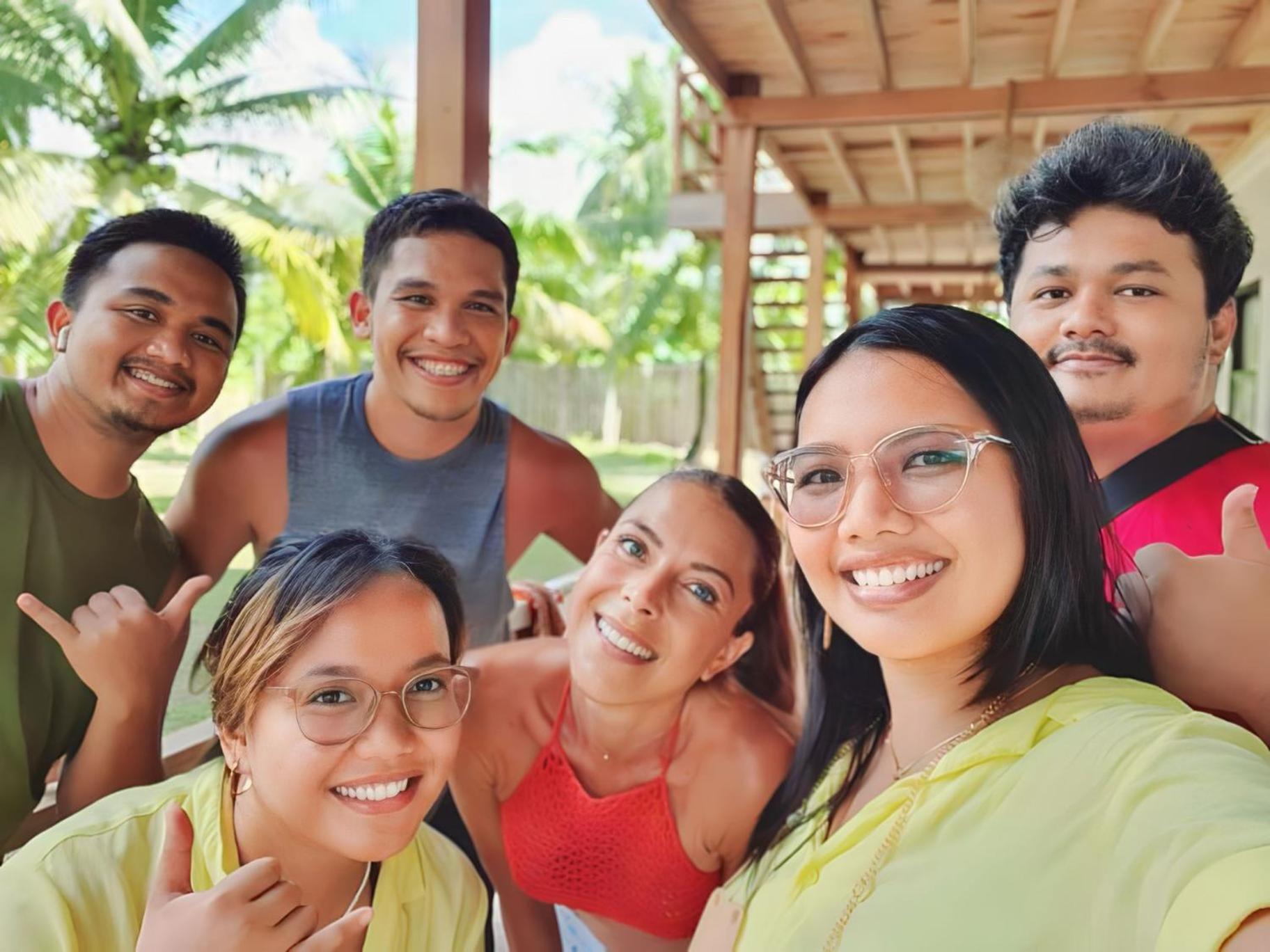 Siargao Sunflower Suites General Luna  Dış mekan fotoğraf