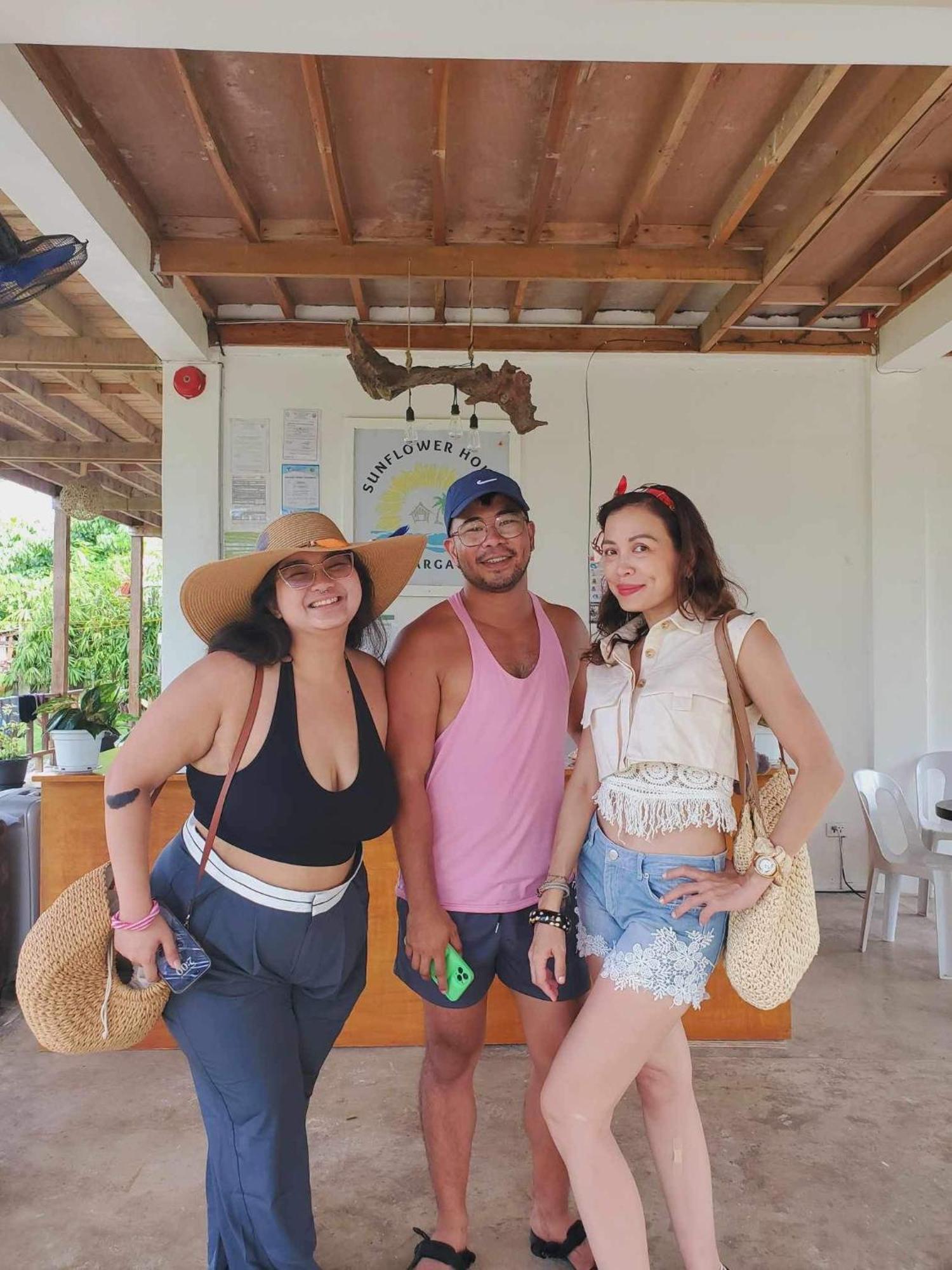 Siargao Sunflower Suites General Luna  Dış mekan fotoğraf
