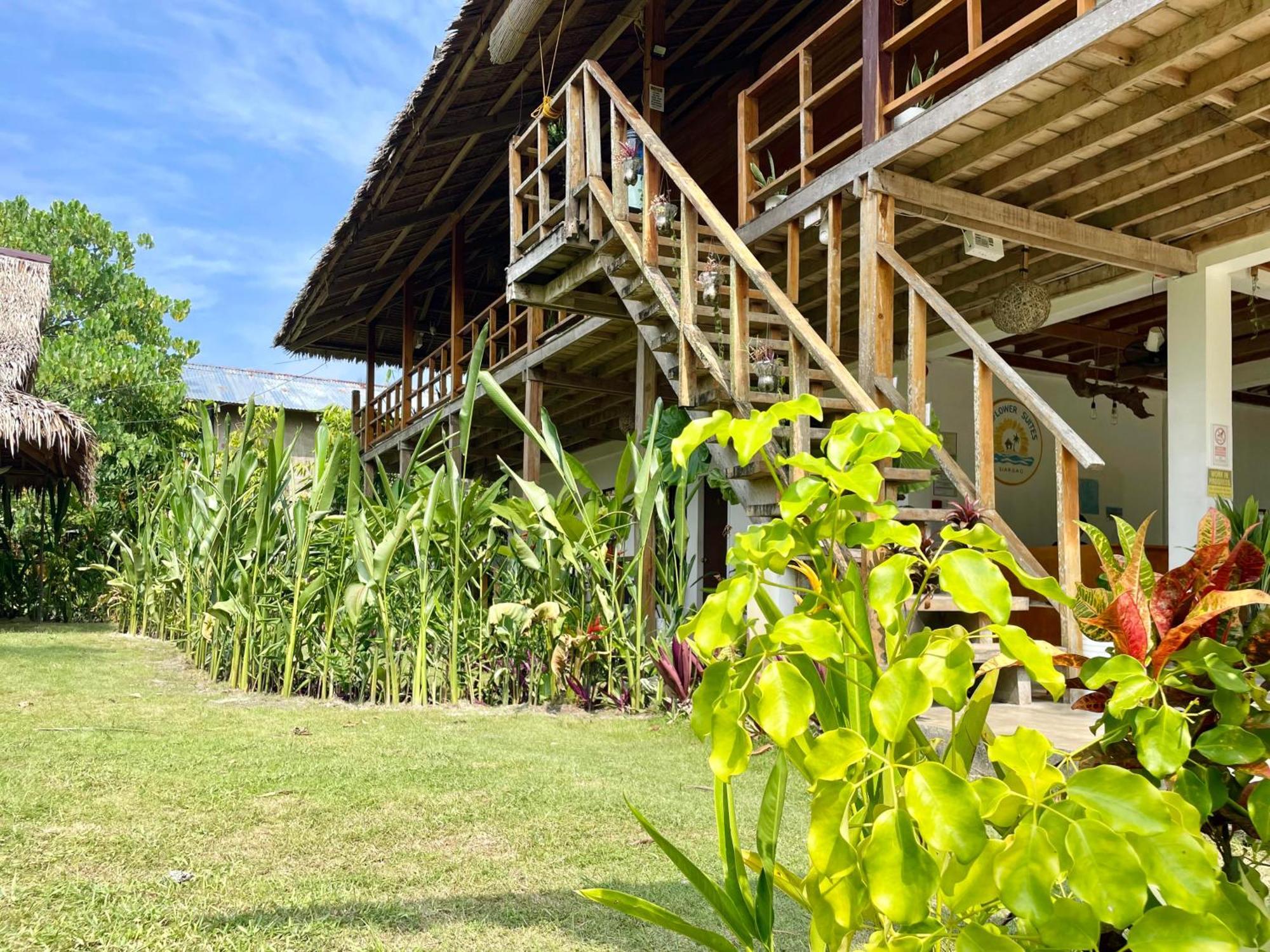 Siargao Sunflower Suites General Luna  Dış mekan fotoğraf