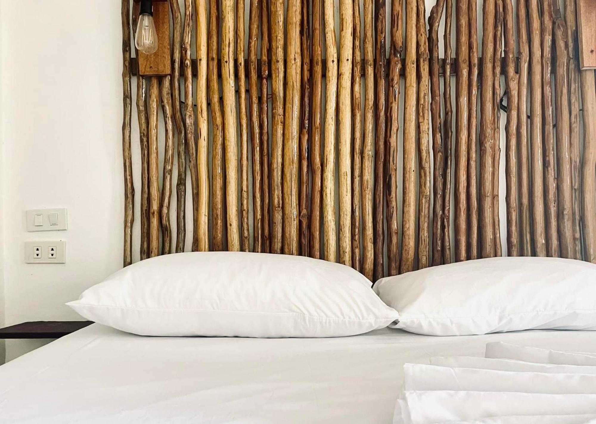 Siargao Sunflower Suites General Luna  Dış mekan fotoğraf
