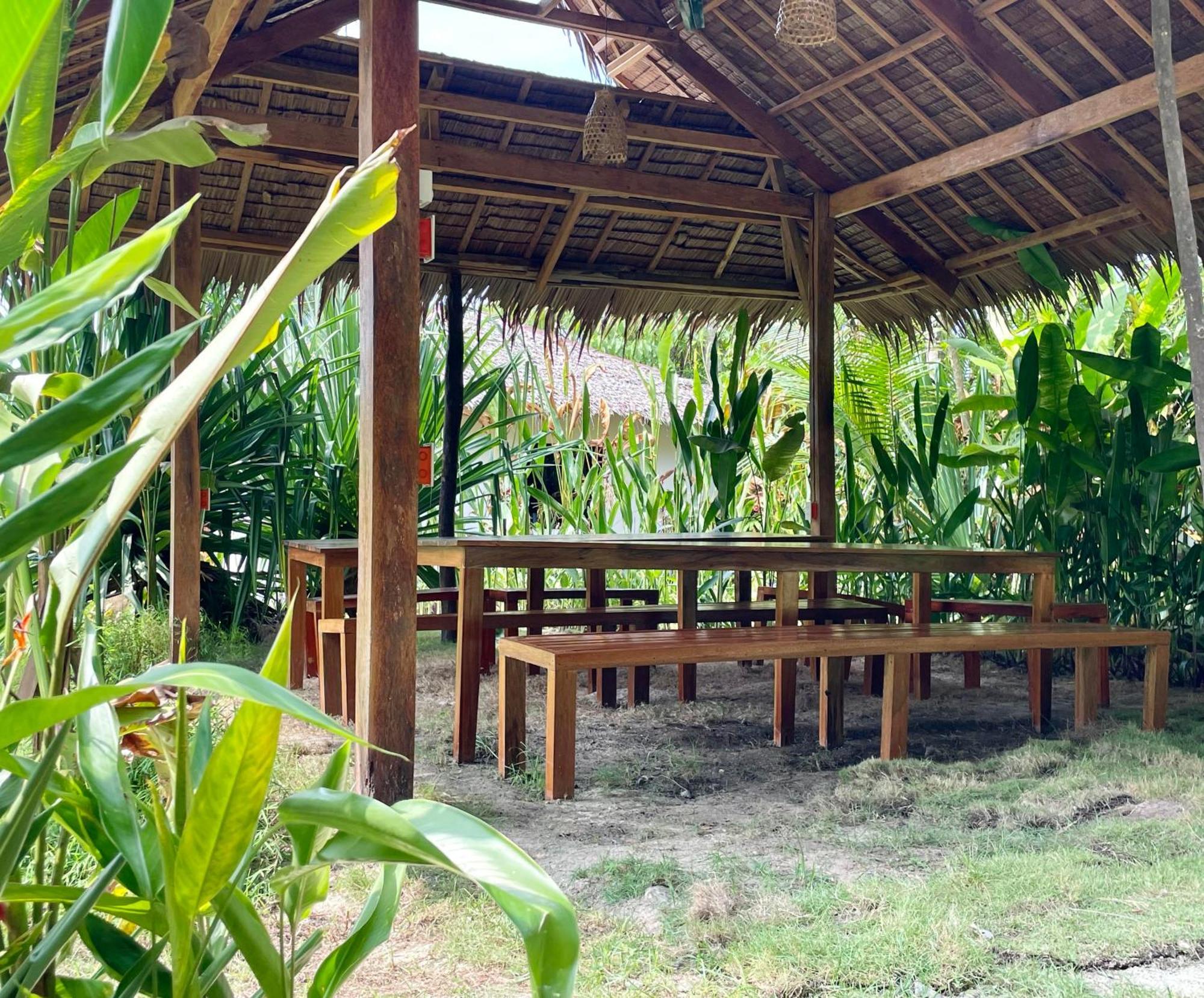 Siargao Sunflower Suites General Luna  Dış mekan fotoğraf