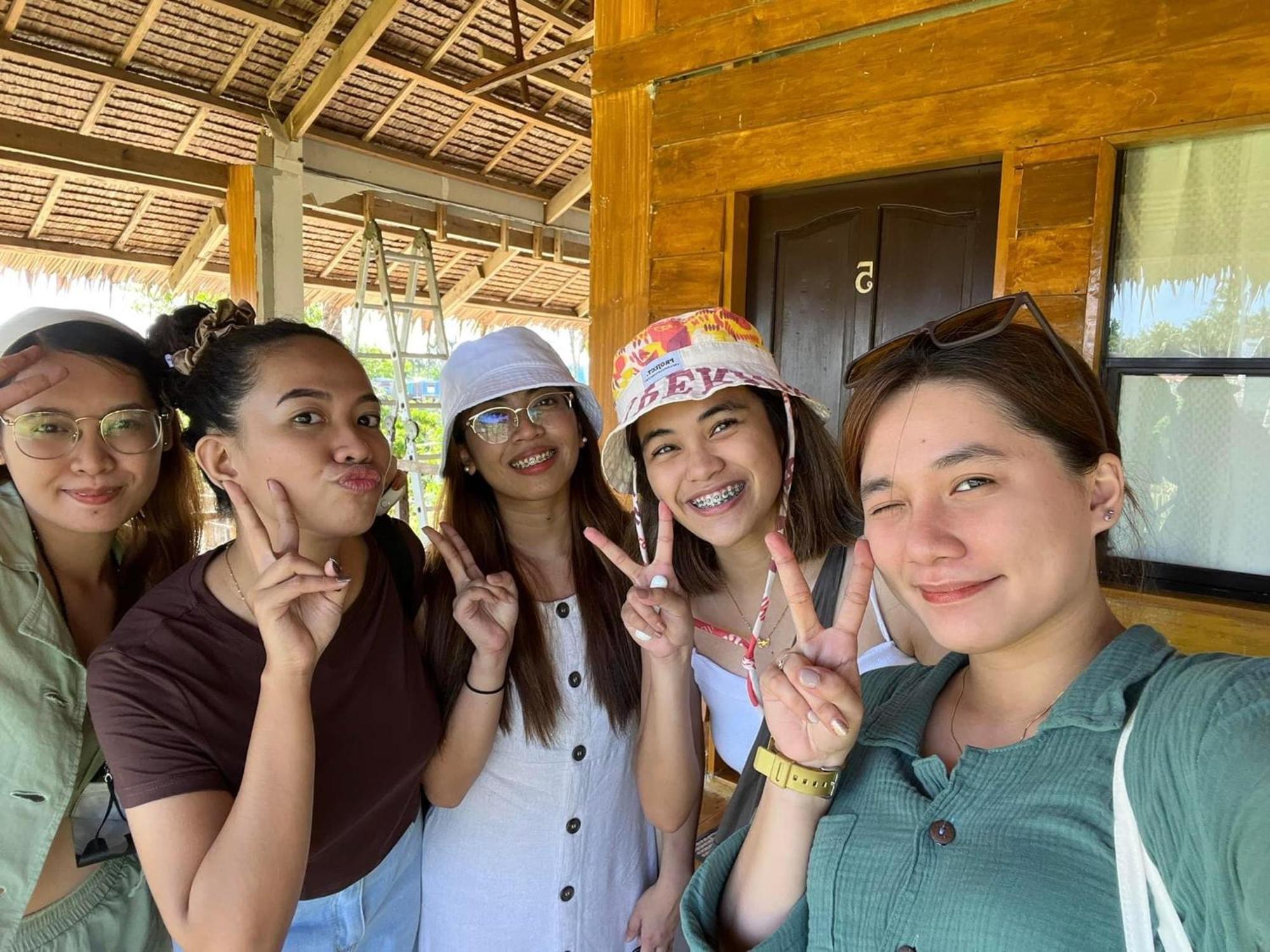 Siargao Sunflower Suites General Luna  Dış mekan fotoğraf